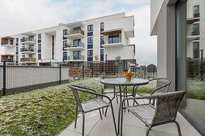 Dark Green Apartment by Renters