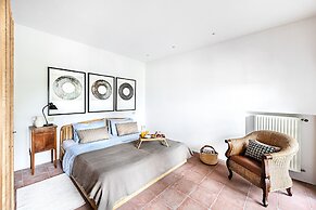 Villa Costanza by Wonderful Italy