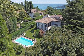 Villa Costanza by Wonderful Italy