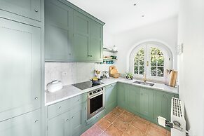 Villa Costanza by Wonderful Italy