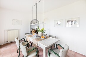 Villa Costanza by Wonderful Italy