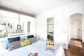 Villa Costanza by Wonderful Italy