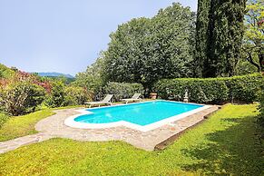 Villa Costanza by Wonderful Italy