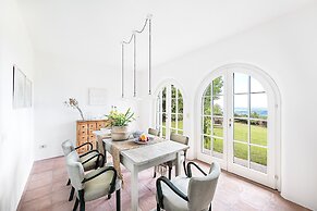 Villa Costanza by Wonderful Italy