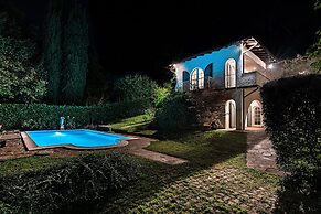 Villa Costanza by Wonderful Italy