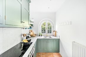 Villa Costanza by Wonderful Italy