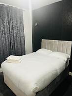 OYO The Pleasant House