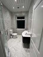 OYO The Pleasant House