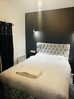 OYO The Pleasant House