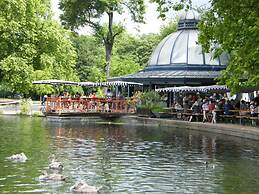 The Railway Tavern Hotel