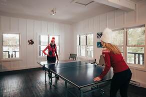 Relaxing Location Steps From Resort Citq 242281