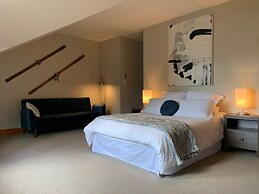 Relaxing Location Steps From Resort Citq 242281