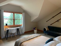 Relaxing Location Steps From Resort Citq 242281