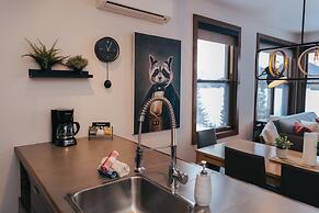 Lake Resort Suite Views Amenities