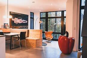 Warm Cabin in Nature With spa Sauna Citq 309153