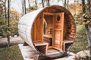 Warm Cabin in Nature With spa Sauna Citq 309153