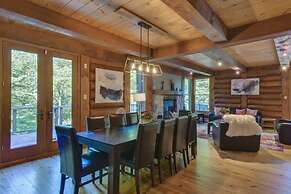 Spacious log Cottage Resort Access Citq 242255