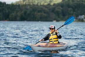 Spacious log Cottage Resort Access Citq 242255