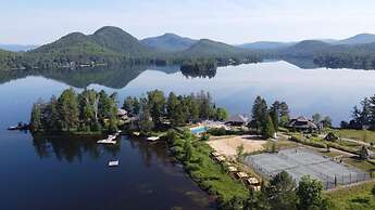 Spacious log Cottage Resort Access Citq 242255