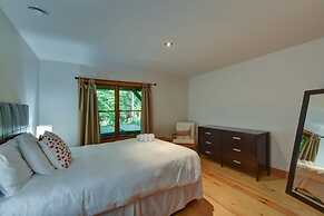 Spacious log Cottage Resort Access Citq 242255