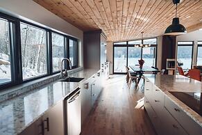 Lakeview Mid Century Luxury Cottage Citq 311414