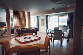 Lakeview Mid Century Luxury Cottage Citq 311414