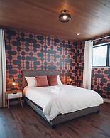 Lakeview Mid Century Luxury Cottage Citq 311414