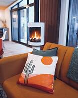 Lakeview Mid Century Luxury Cottage Citq 311414