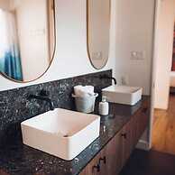 Lakeview Mid Century Luxury Cottage Citq 311414