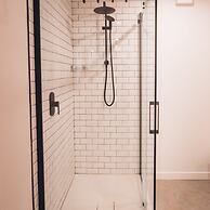 Lakeview Mid Century Luxury Cottage Citq 311414