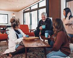 Lakeview Mid Century Luxury Cottage Citq 311414