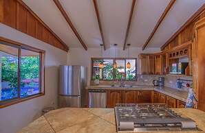 Few Steps to Beach Private Pool and Jacuzzi