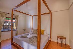 Few Steps to Beach Private Pool and Jacuzzi