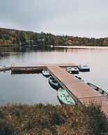 Naro Cabin in Laurentides