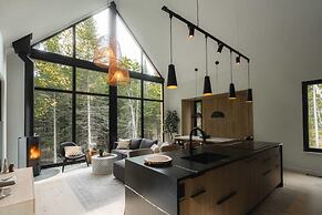 Naro Cabin in Laurentides