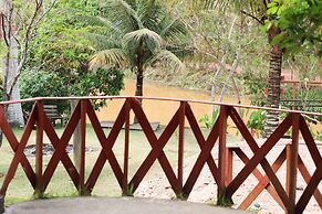 Pousada e Hotel Casa Do Lago