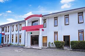 OYO Life 92835 Maya Adipuri