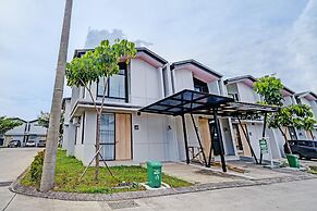 OYO Life 92719 Rolling Hills Residence Karawang