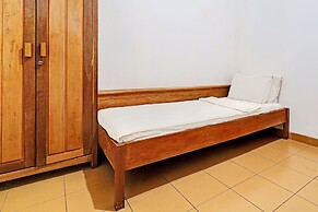 OYO Life 92589 Geusan Ulun Residence