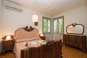 Villa dei Salici by Wonderful Italy