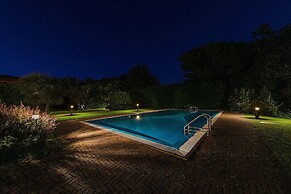 Villa dei Salici by Wonderful Italy