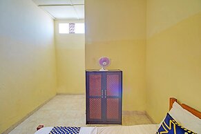 OYO Life 92954 Shanti Kost