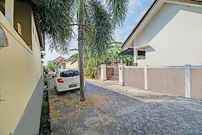 OYO Life 92954 Shanti Kost