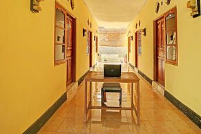 OYO Life 92954 Shanti Kost