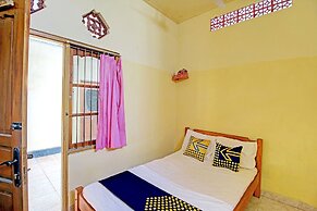 OYO Life 92954 Shanti Kost