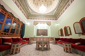 Nomadz Palace