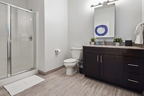 Executive Downtown Retreat