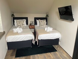 The Holt York-charming York House With 3 Bedrooms