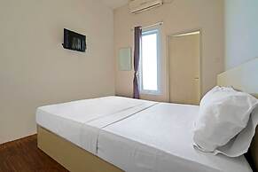 OYO Life 92720 Mekarwangi Guest House