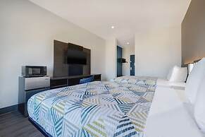 Motel 6 Dallas, TX - Methodist Charlton Medical Ctr.